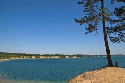 Авторський тур Пляжний відпочинок на Блакитному озері Дніпропетровська область/Кам'янське Авторський тур Пляжний відпочинок на Блакитному озері Дніпропетровська область/Кам'янське