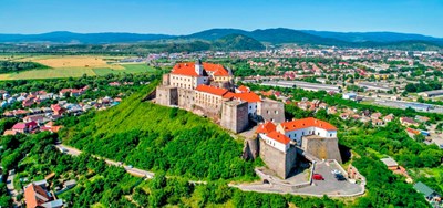 Авторський тур 11 родзинок. Львів + Закарпаття Карпати/Львів