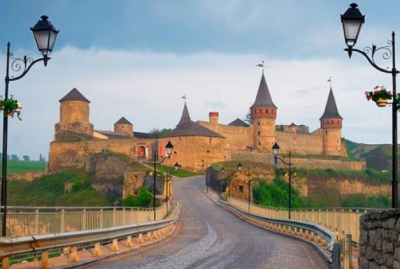 Авторский тур Цветок на камне. Фототур в Каменец-Подольский, Хотин и Бакоту Хмельницкая область/Каменец-Подольский Авторский тур Цветок на камне. Фототур в Каменец-Подольский, Хотин и Бакоту Хмельницкая область/Каменец-Подольский