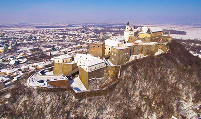 Авторський тур Святковий Майфайний тур. Закарпаття # Карпати # Замки # Спа Карпати/Мукачево