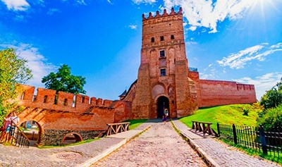 Авторский тур Волынский экспресс. Тоннель любви + Шацкие озера! Волынская область/Луцк Авторский тур Волынский экспресс. Тоннель любви + Шацкие озера! Волынская область/Луцк